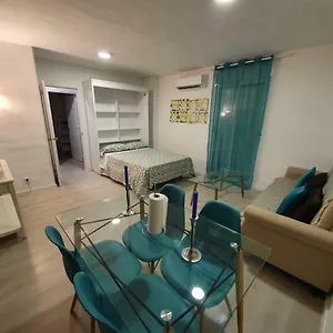  Апартаменты Apartamento En Los Patios De San Basilio
