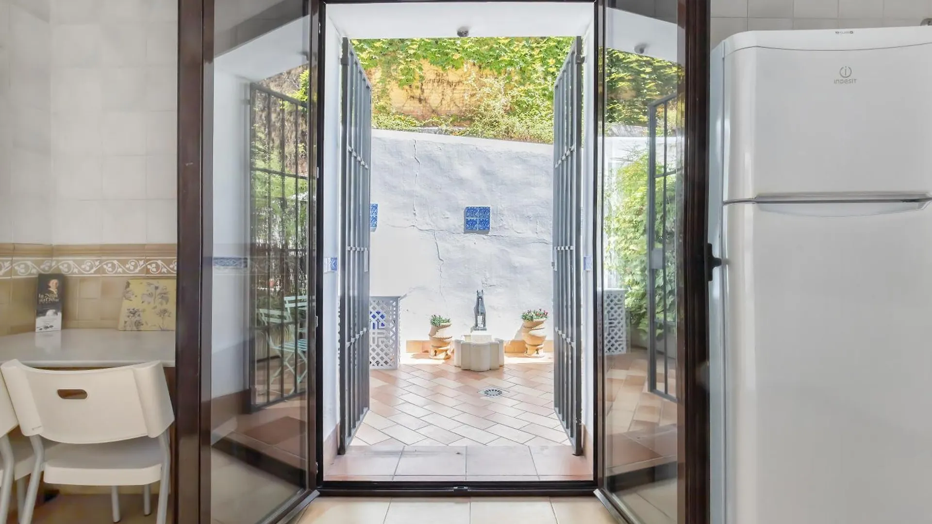Santa Ana Free Parking Cordoba Center Apartment